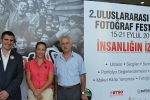 Özhan’dan FOTOFEST’e destek…